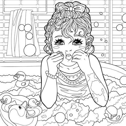女孩在浴缸中玩耍